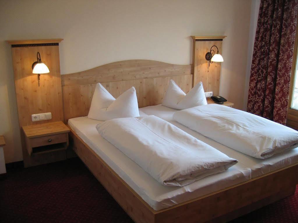 Familienhotel Loewen Nesselwang Esterno foto