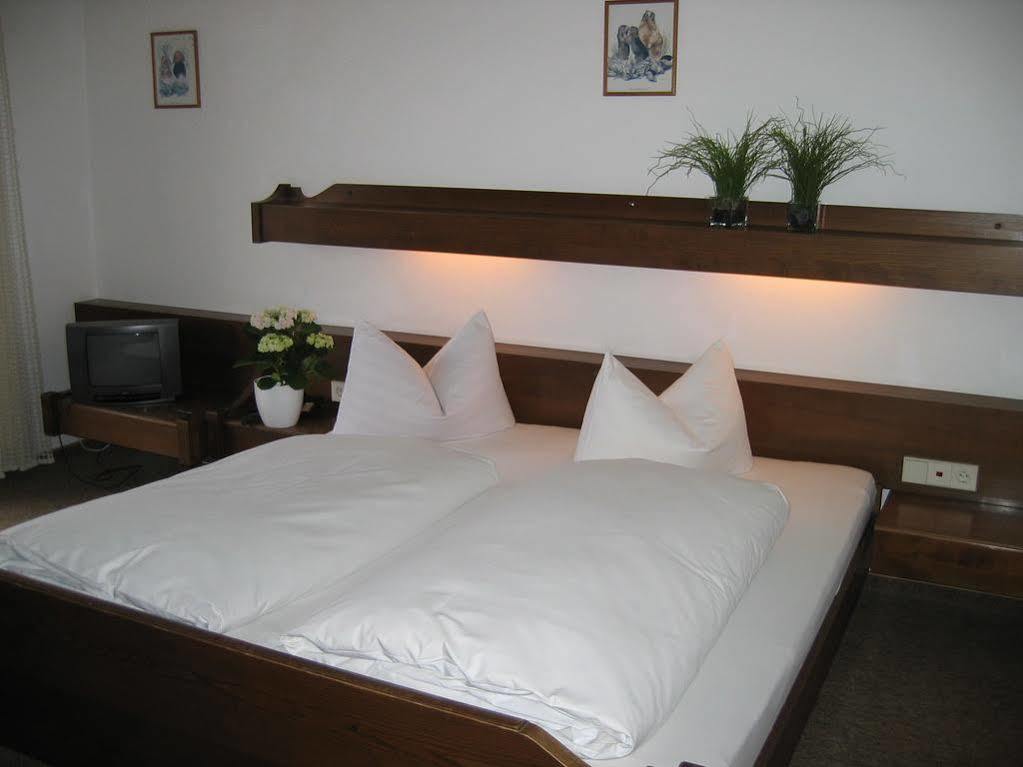 Familienhotel Loewen Nesselwang Esterno foto
